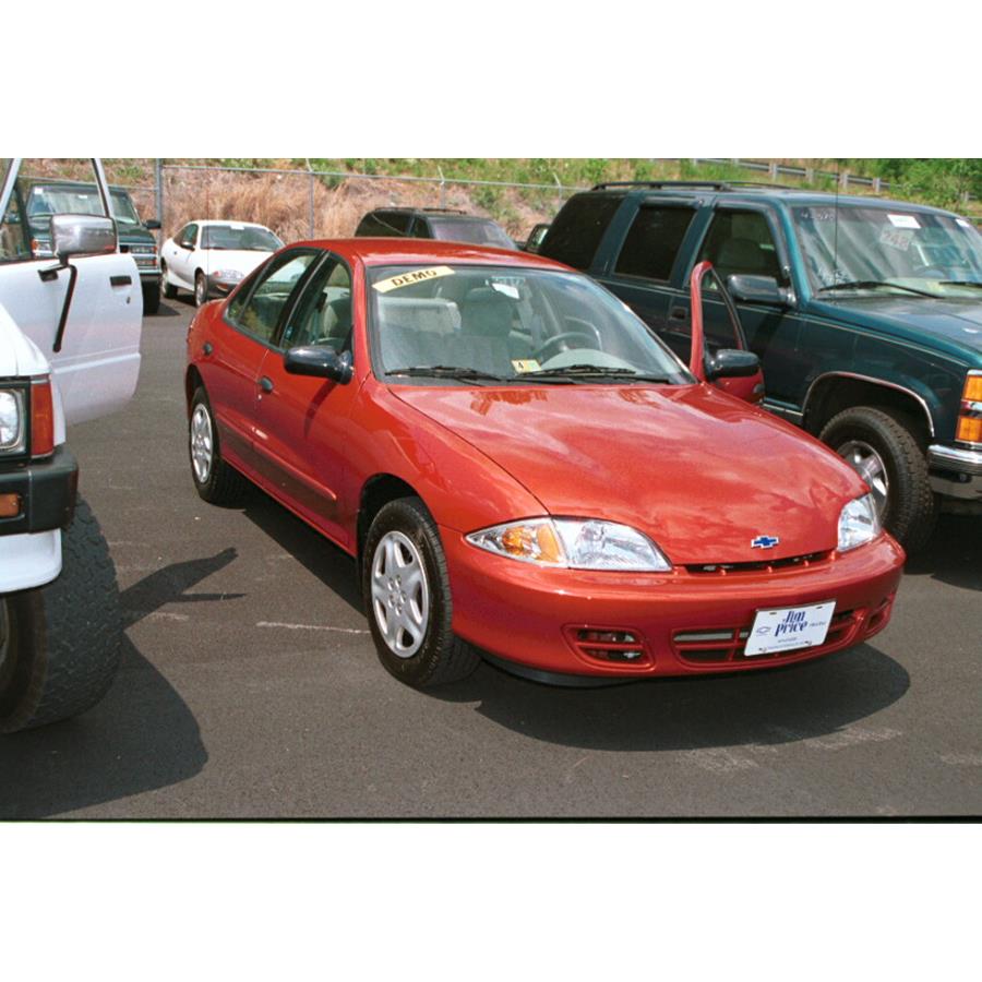 2004 Chevrolet Cavalier Exterior