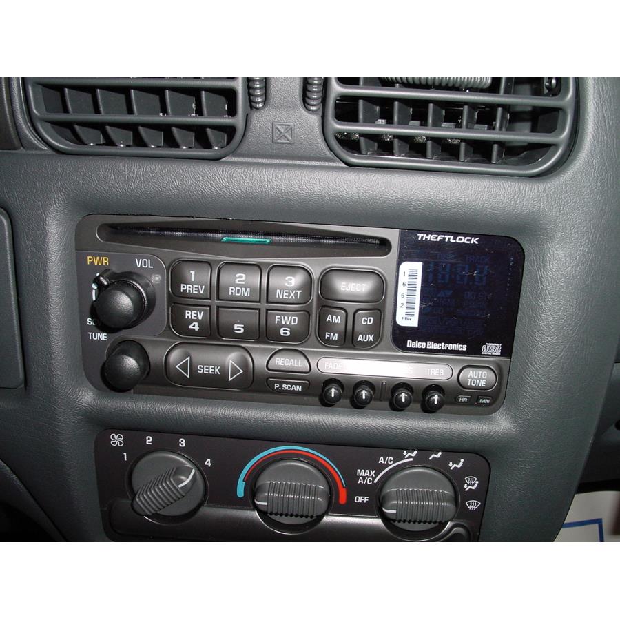 2003 Chevrolet S10 Factory Radio