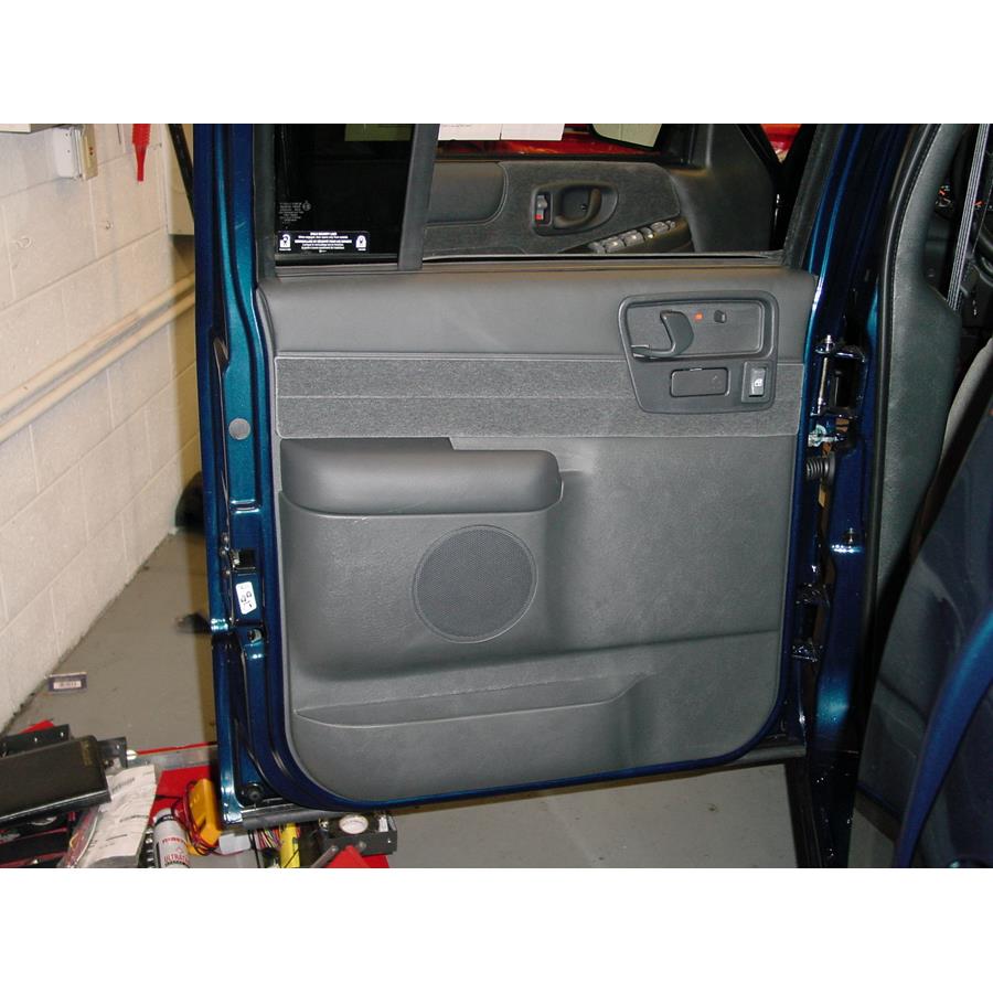 2002 Chevrolet S10 Rear door speaker location