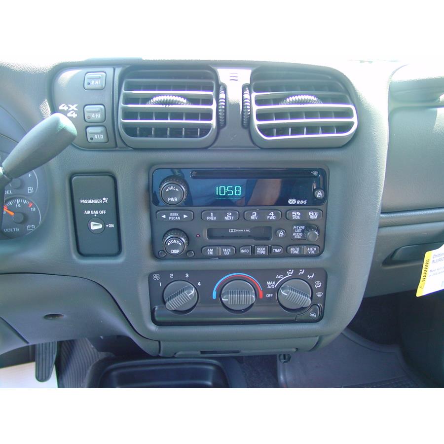 2004 GMC Sonoma Factory Radio
