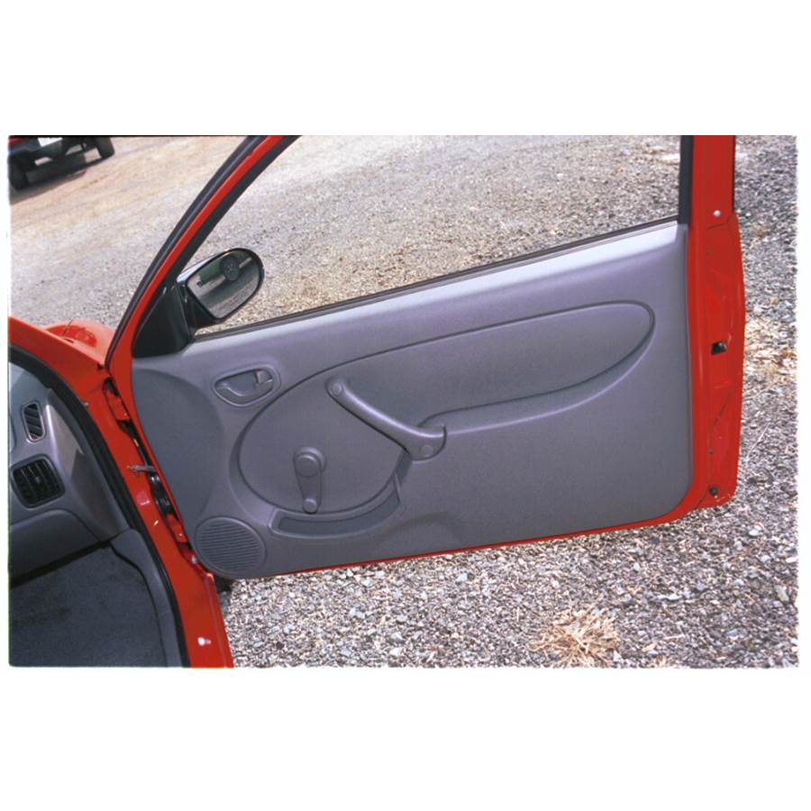 1995 Suzuki Swift Front door speaker location