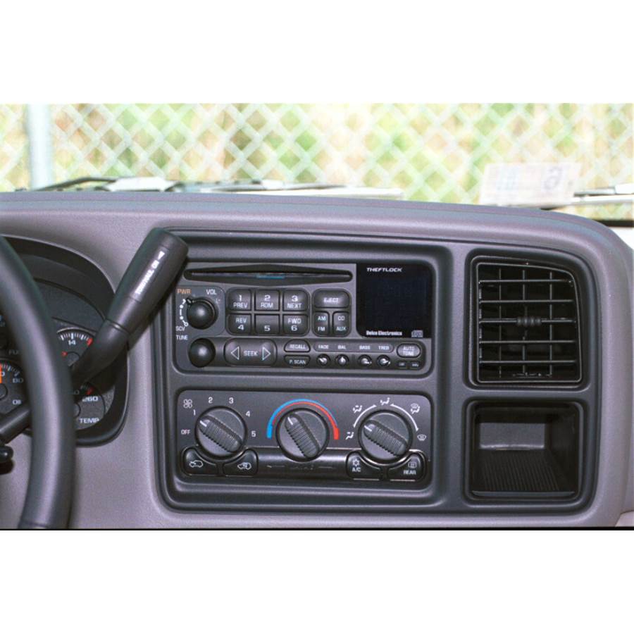 2000 GMC Yukon Factory Radio
