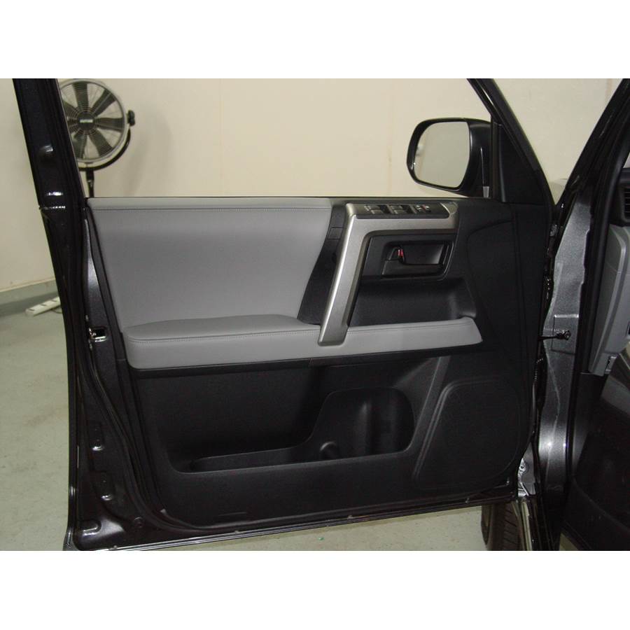 2010 Toyota 4Runner Front door speaker location