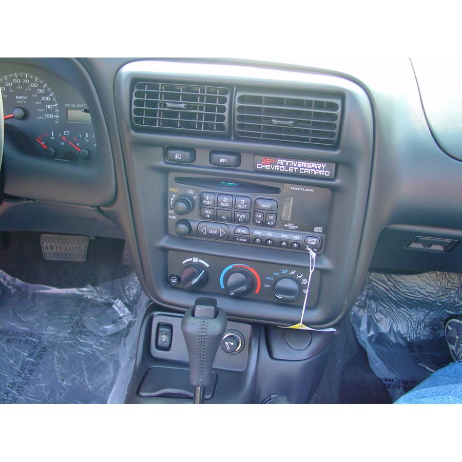 2001 Chevrolet Camaro Factory Radio