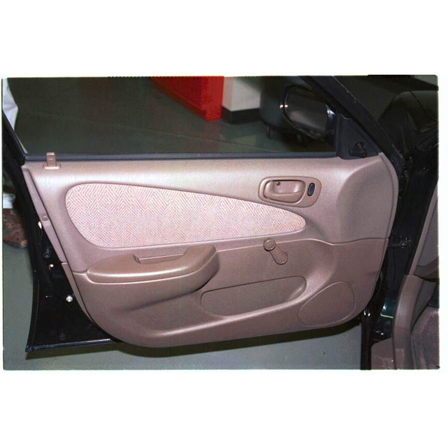 1999 Chevrolet Prizm Front door speaker location