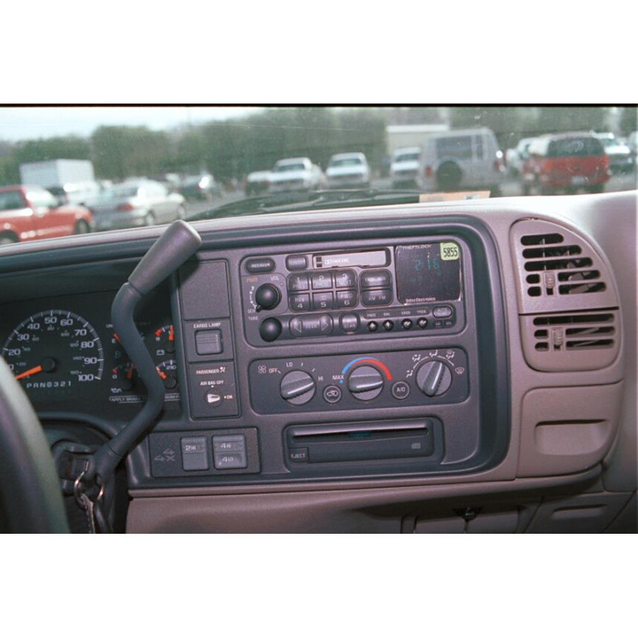 2000 Chevrolet K Series Factory Radio