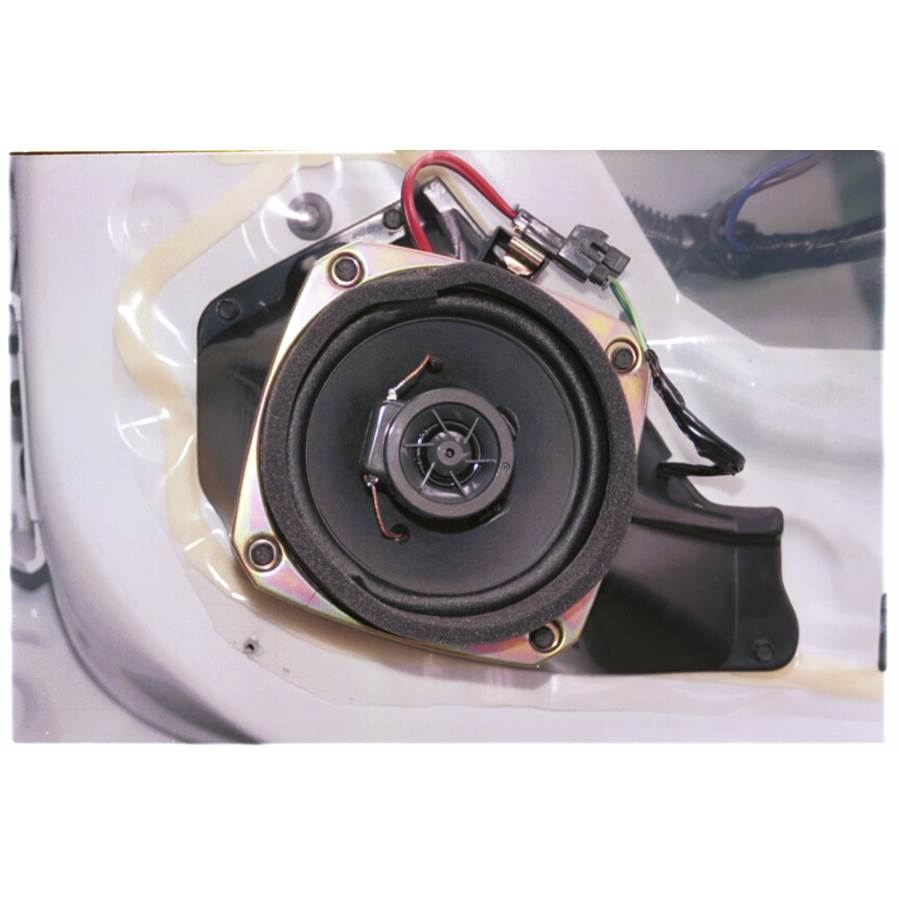 1998 Chevrolet Monte Carlo Front door speaker