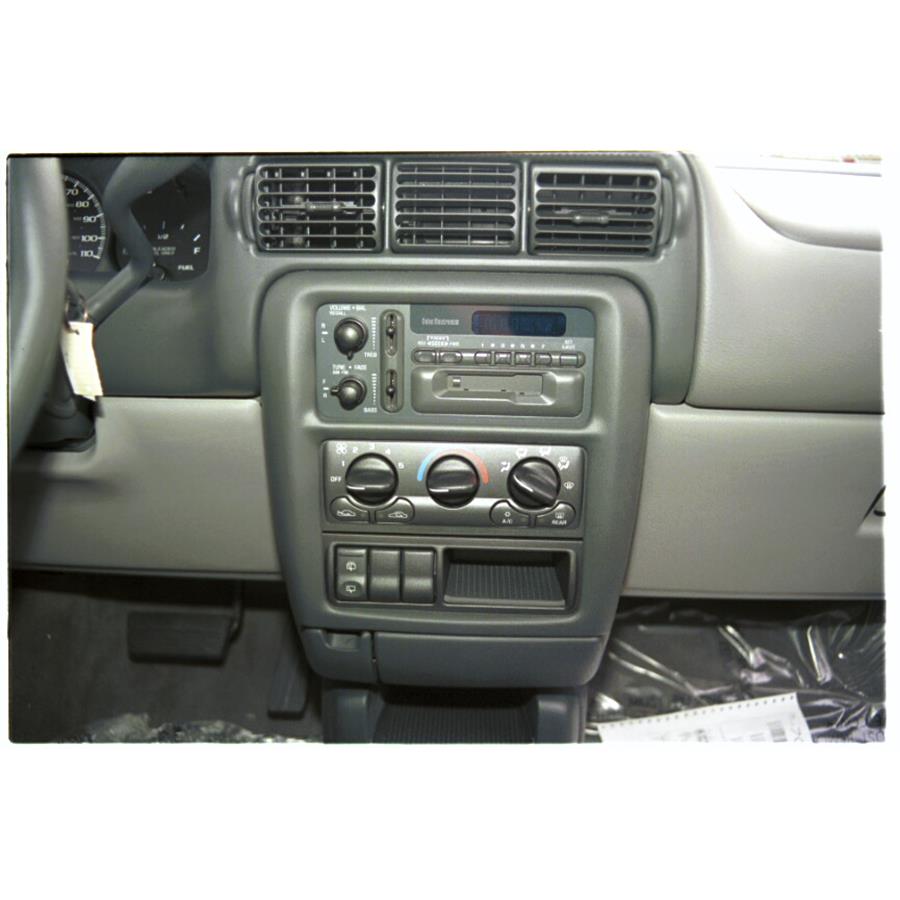 1999 Chevrolet Venture Factory Radio