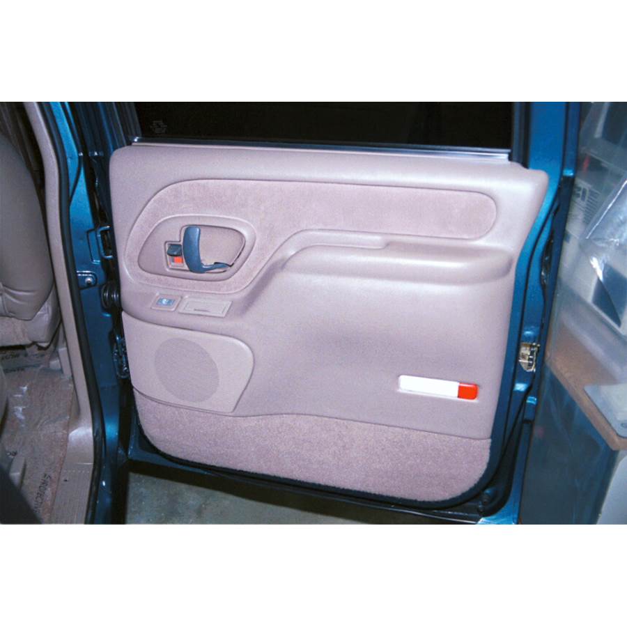 1996 Chevrolet Tahoe Rear door speaker location