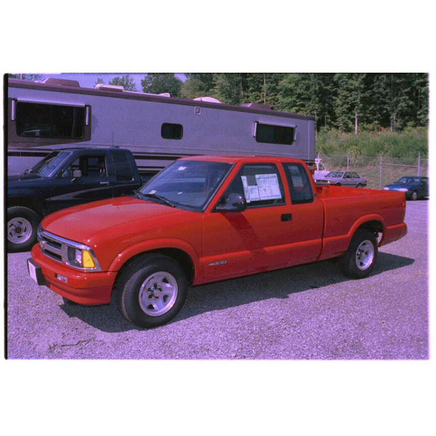 1997 Chevrolet S10 Exterior
