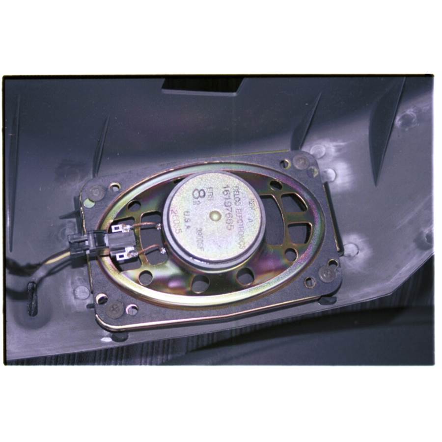 1998 Chevrolet Express Rear roof speaker