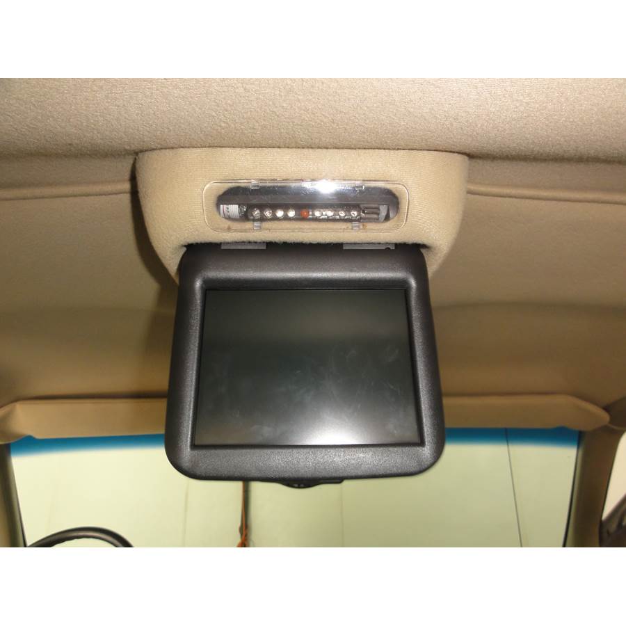 2002 GMC Savana Rear entertainment system