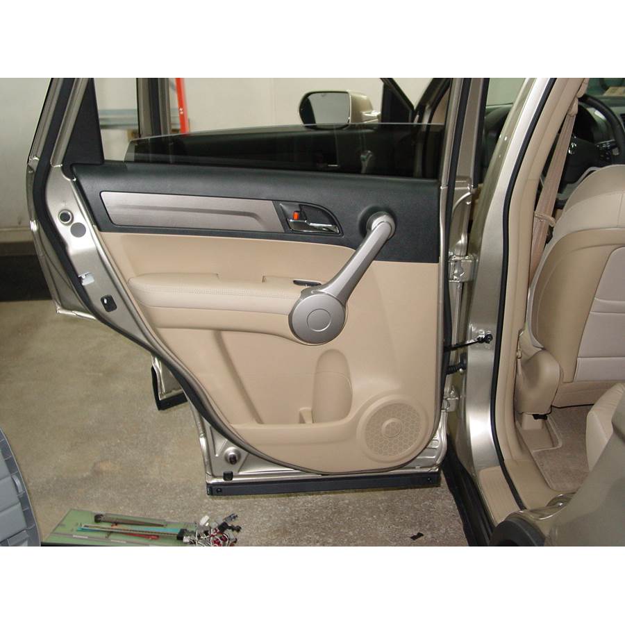 2009 Honda CRV Rear door speaker location