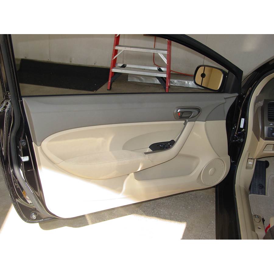 2010 Honda Civic LX Front door speaker location