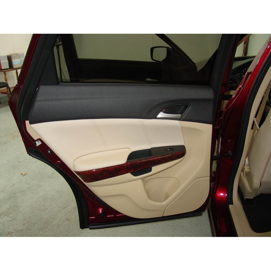 2013 Honda Crosstour Rear door speaker location