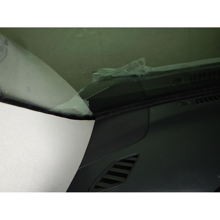 2017 Nissan Murano Dash speaker location