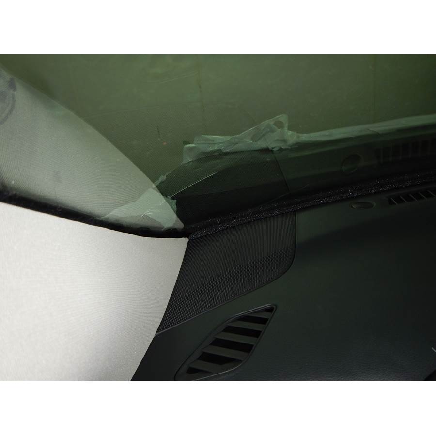 2020 Nissan Murano Dash speaker location