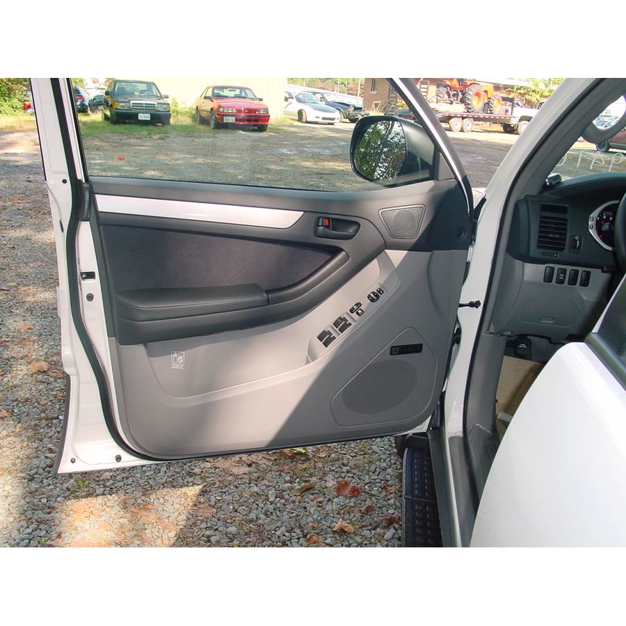 2004 Toyota 4Runner Front door speaker location