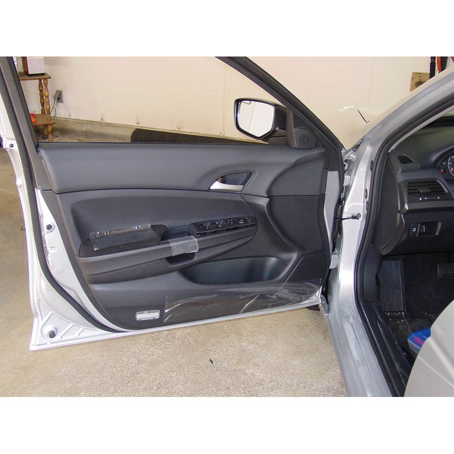 2009 Honda Accord Front door speaker location