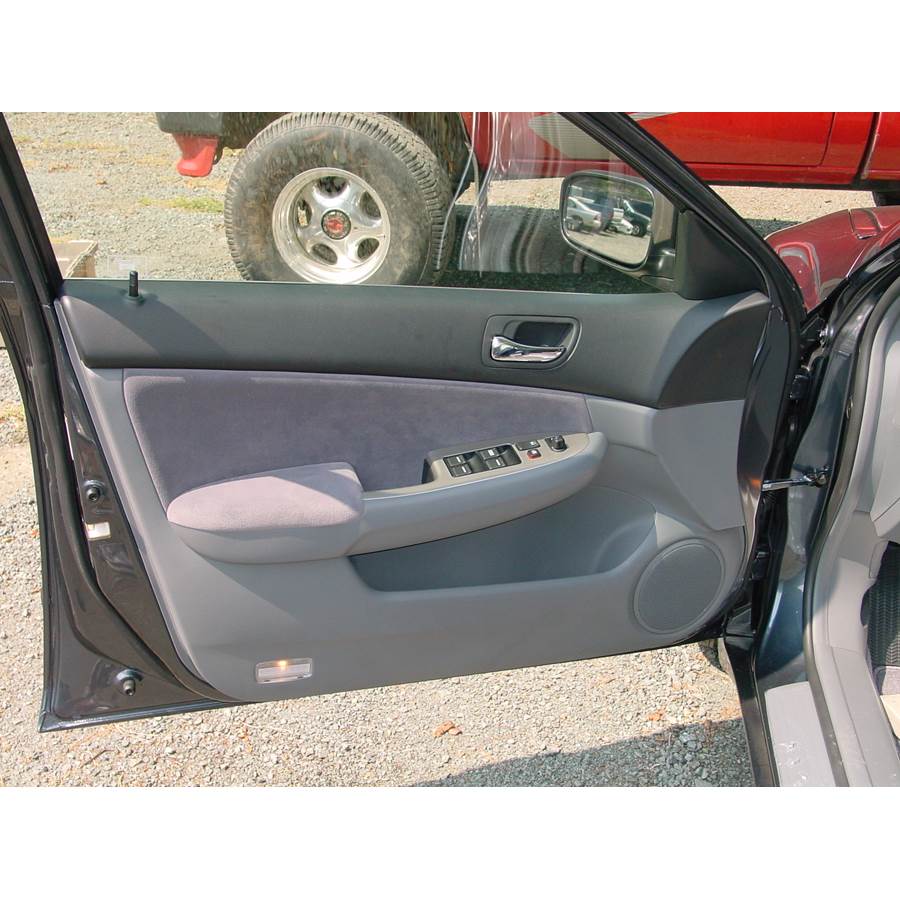2003 Honda Accord EX Front door speaker location
