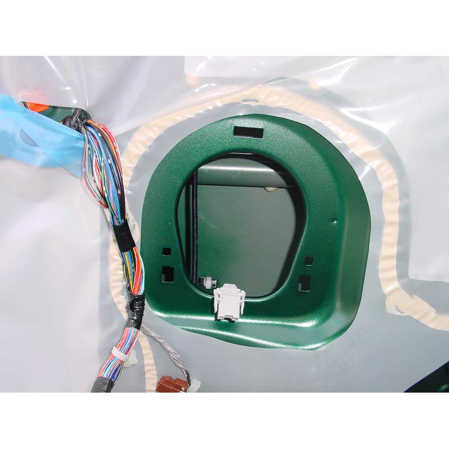 2004 Honda CRV EX Front speaker removed