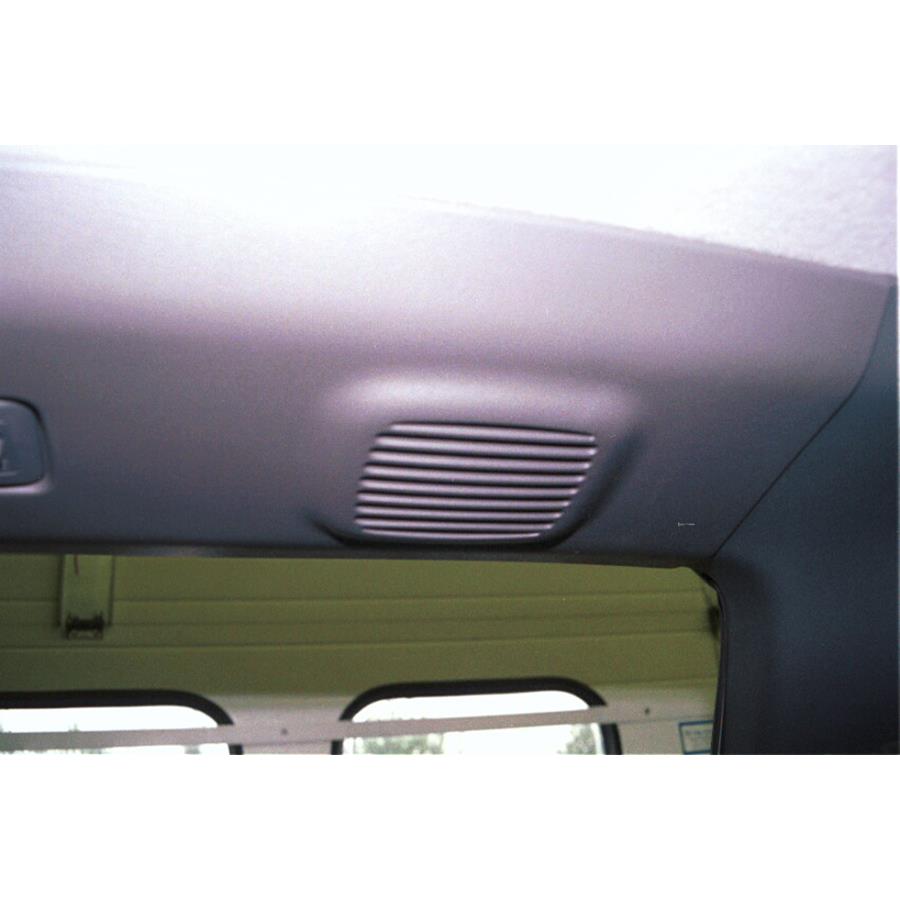 2002 Isuzu Rodeo Rear roof speaker location