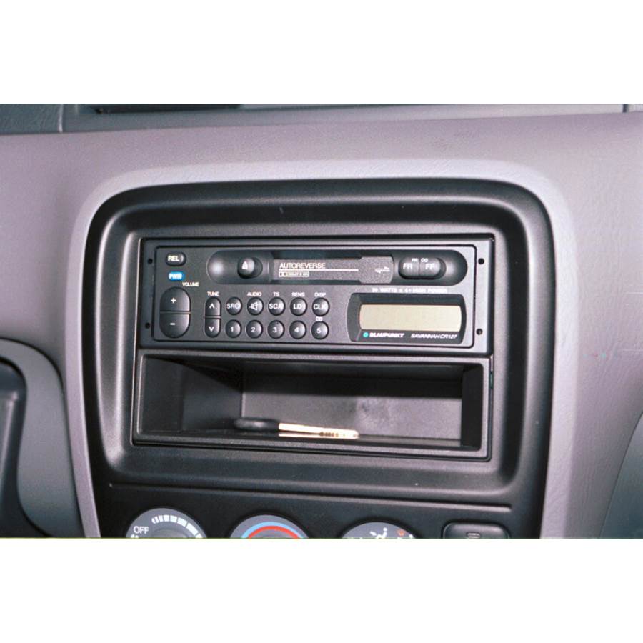 2000 Honda CRV Factory Radio
