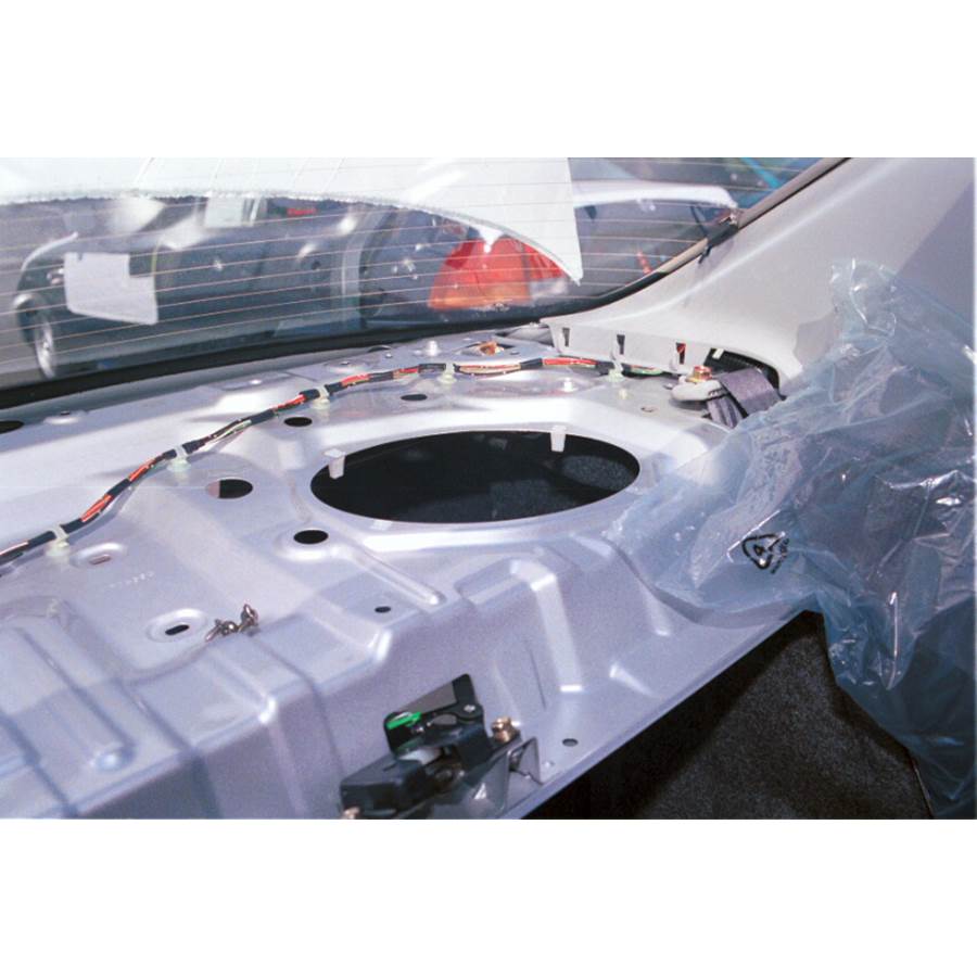 1997 Honda Civic Rear deck speaker removed