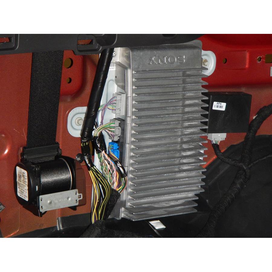2016 Ford Explorer Factory amplifier