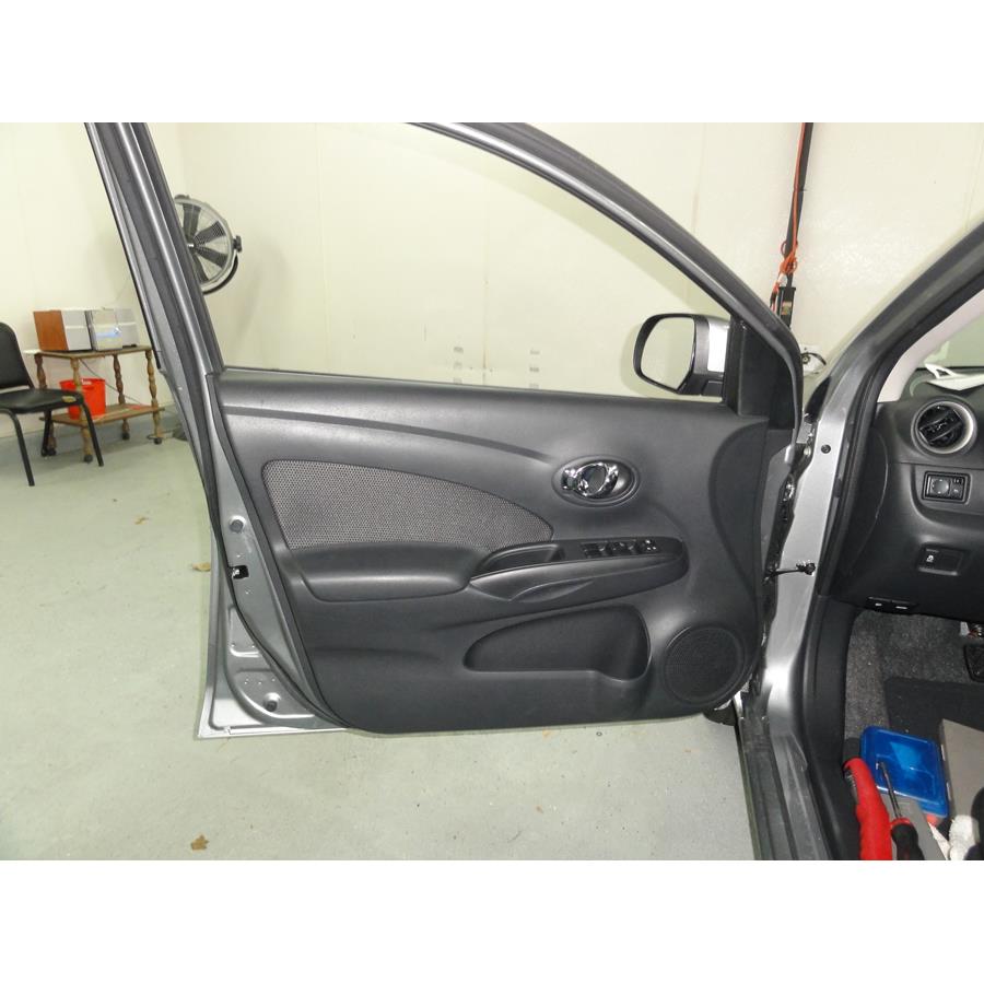 2013 Nissan Versa Front door speaker location