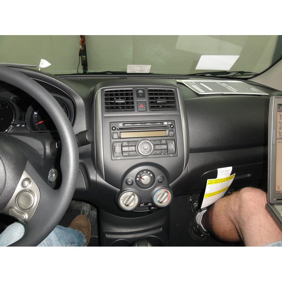 2013 Nissan Versa Factory Radio