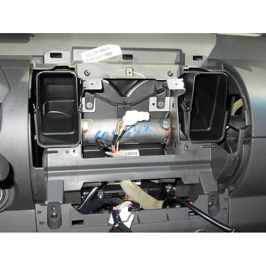 2009 Nissan Xterra Factory radio removed