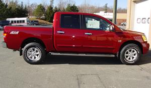 2014 Nissan Titan SL Exterior
