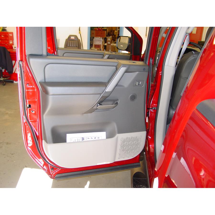2014 Nissan Titan SV Rear door speaker location