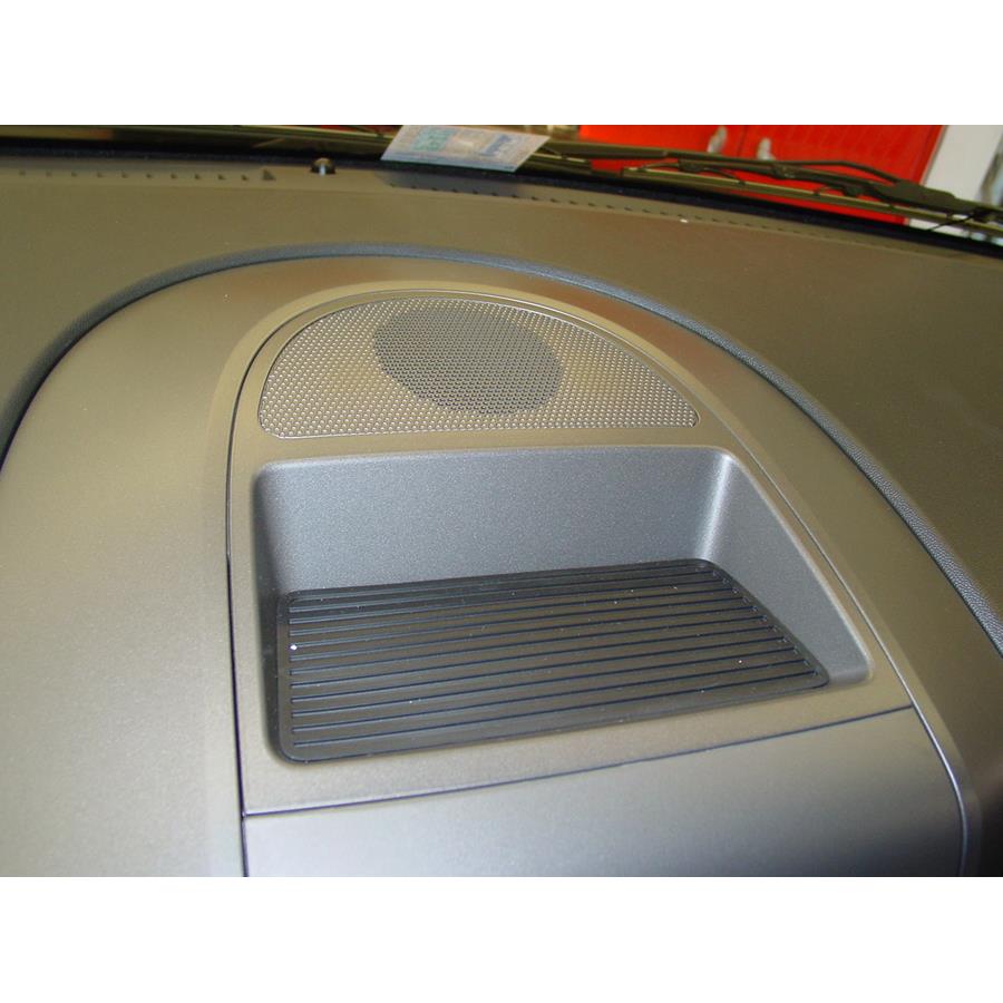 2014 Nissan Titan PRO-4X Center dash speaker location