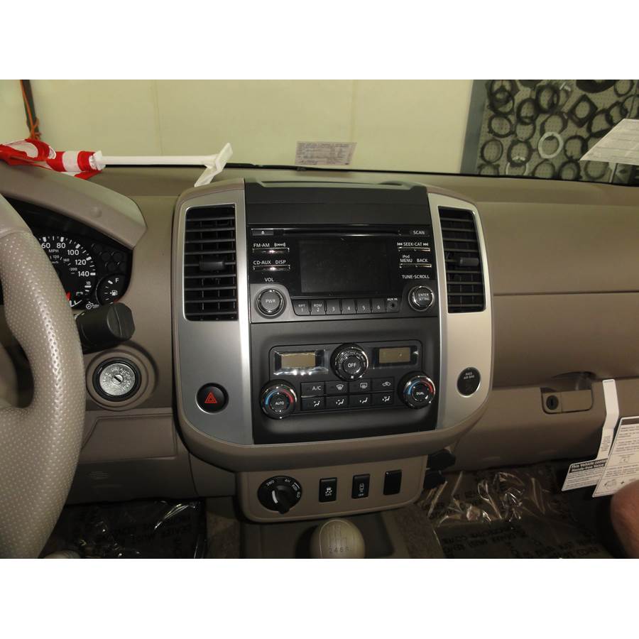 2015 Nissan Frontier PRO-4X Factory Radio