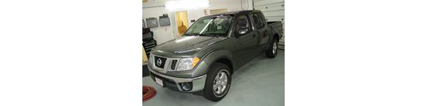 Nissan Frontier Desert Runner