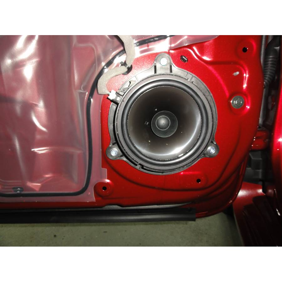 2013 Nissan Altima Front door speaker