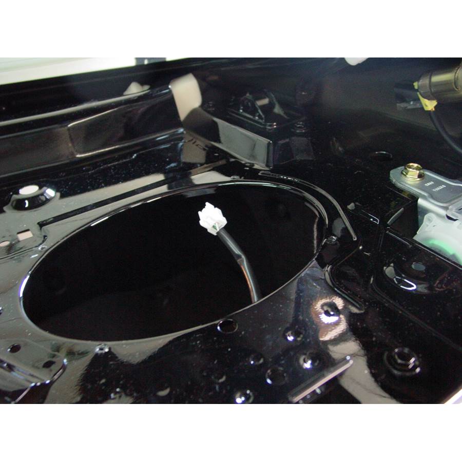 2009 Nissan Altima Rear deck speaker removed