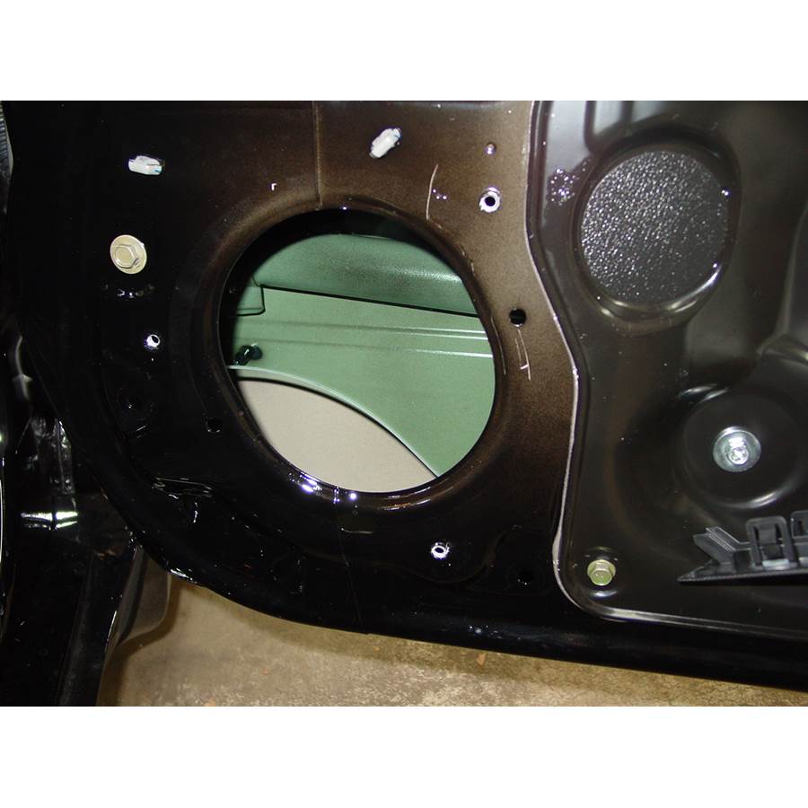 2011 Nissan Altima Front speaker removed