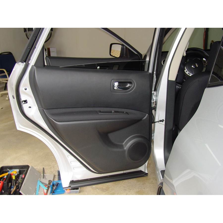 2012 Nissan Rogue SV Rear door speaker location