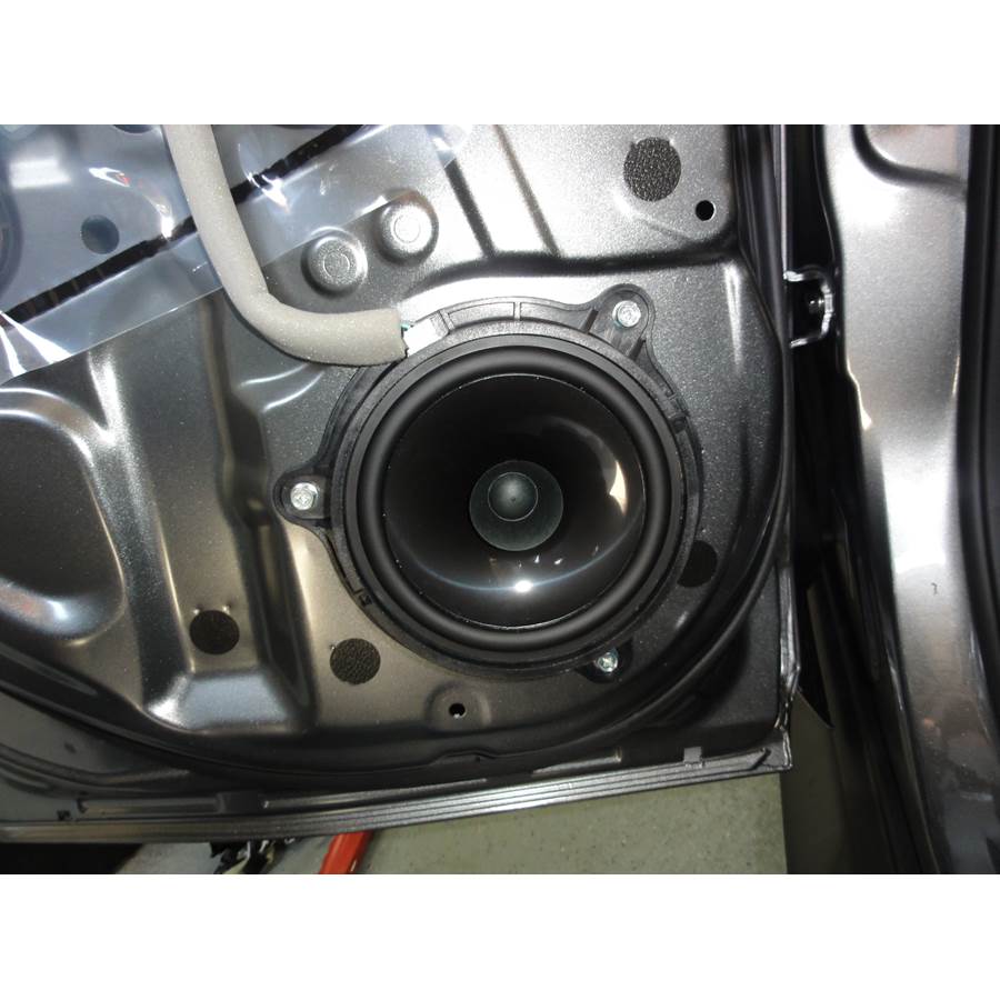 2011 Nissan Juke Rear door speaker
