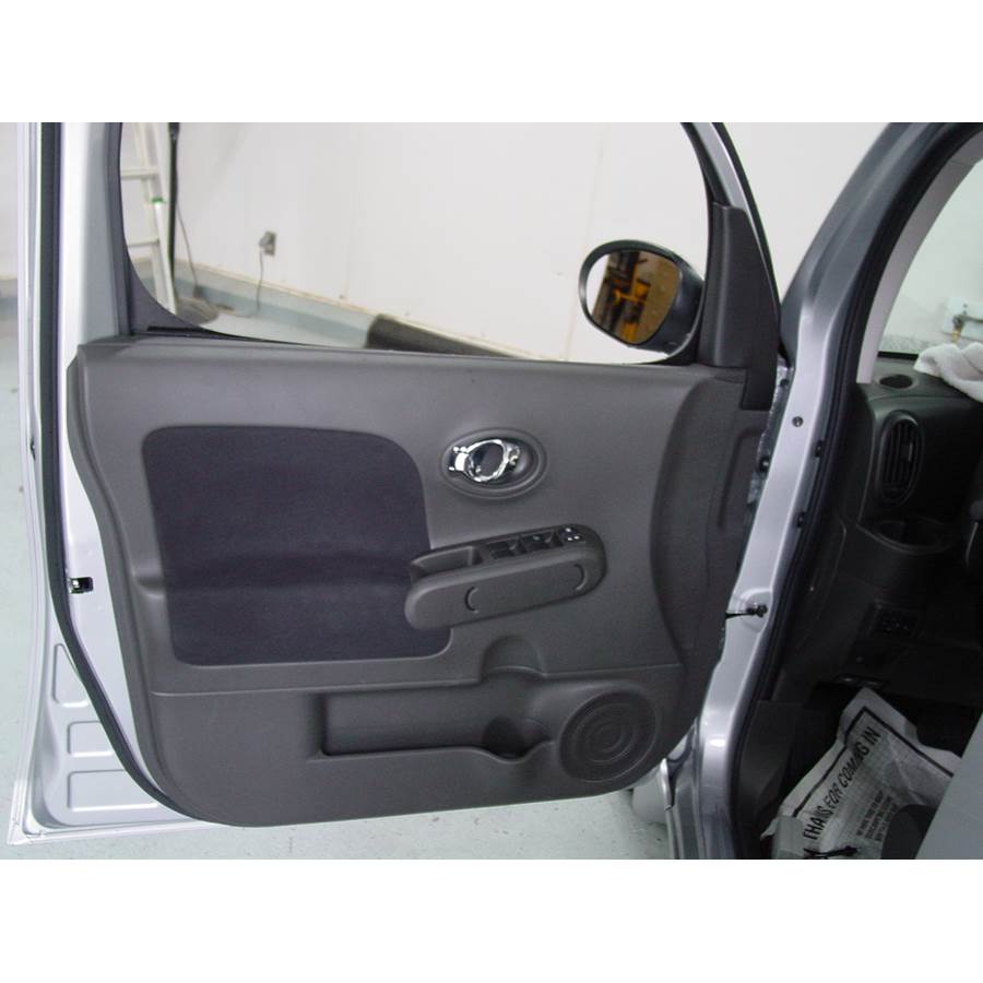 2009 Nissan Cube Front door speaker location