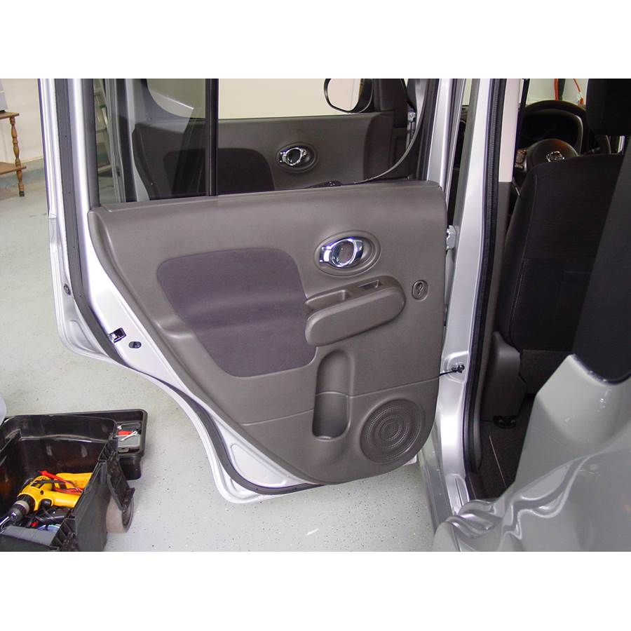2009 Nissan Cube Rear door speaker location