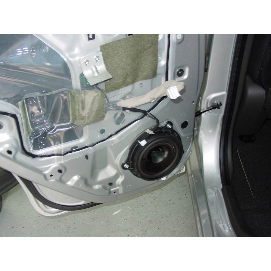 2009 Nissan Cube Rear door speaker