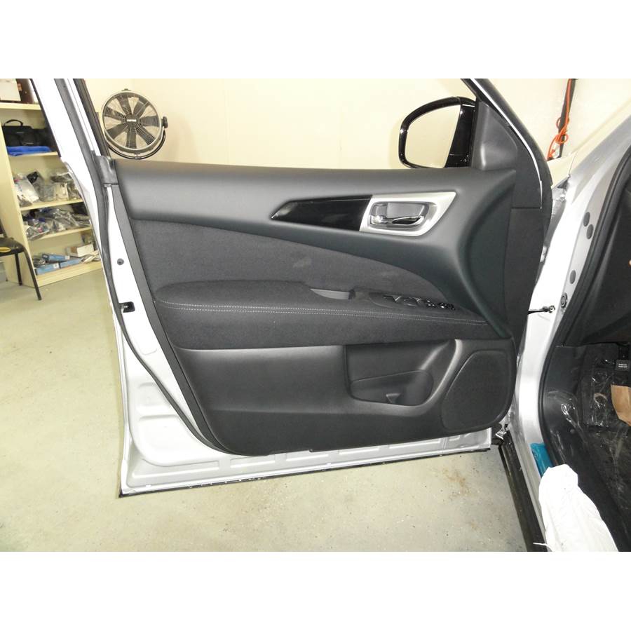 2015 Nissan Pathfinder Front door speaker location