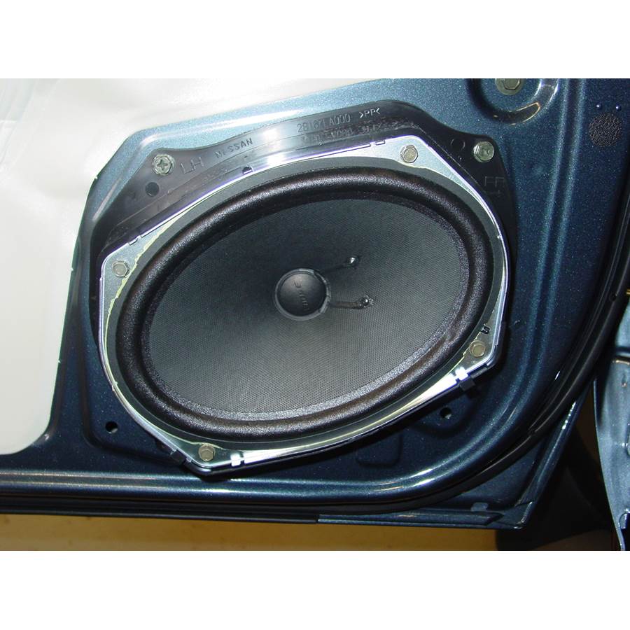 2005 Nissan Pathfinder Front door speaker