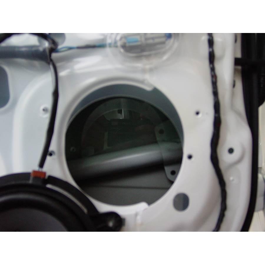 2007 Nissan Maxima Rear door speaker removed