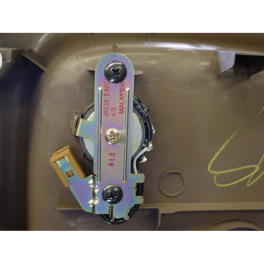 2006 Nissan Frontier Rear factory tweeter