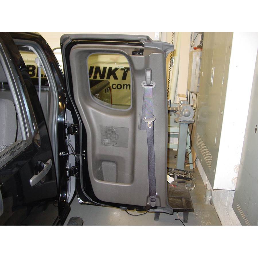 2006 Nissan Frontier Rear door speaker location